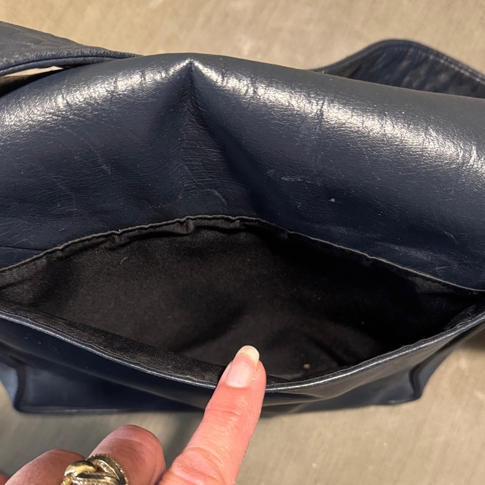 Bloomingdale's Dark Blue Leather Shoulder Bag - Picture 6 of 11